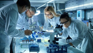Cancer Breakthroughs 2025, AI in Healthcare, Personalized Medicine, Rapid Cancer Diagnosis, Cancer Vaccines, Precision Oncology, Healthcare Innovation, Global Health.