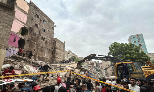 Five Dead, Several Injured as Residential Building Collapses in Karachi’s Lyari