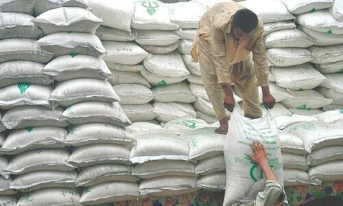 Govt Fixes Ex-Mill Sugar Price at Rs165 per Kg to Curb Market Speculation